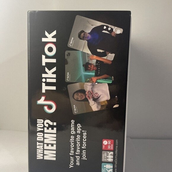 What Do You Meme? Party Card Game Tik Tok Edition TTG418 - Picture 4 of 9